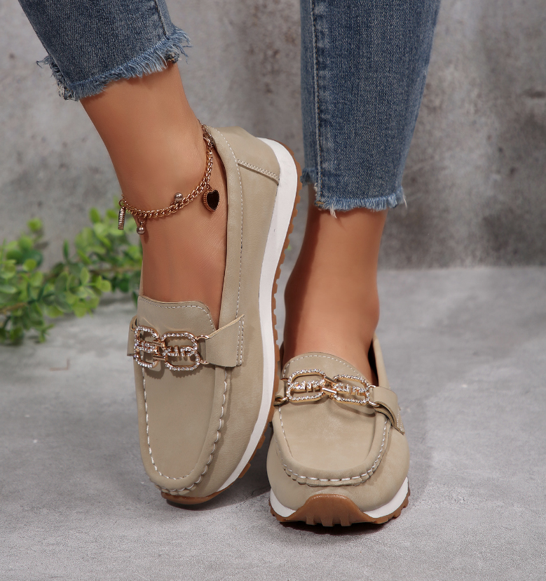 Emma Mocassini Comfort Chic Fibbia Diamante