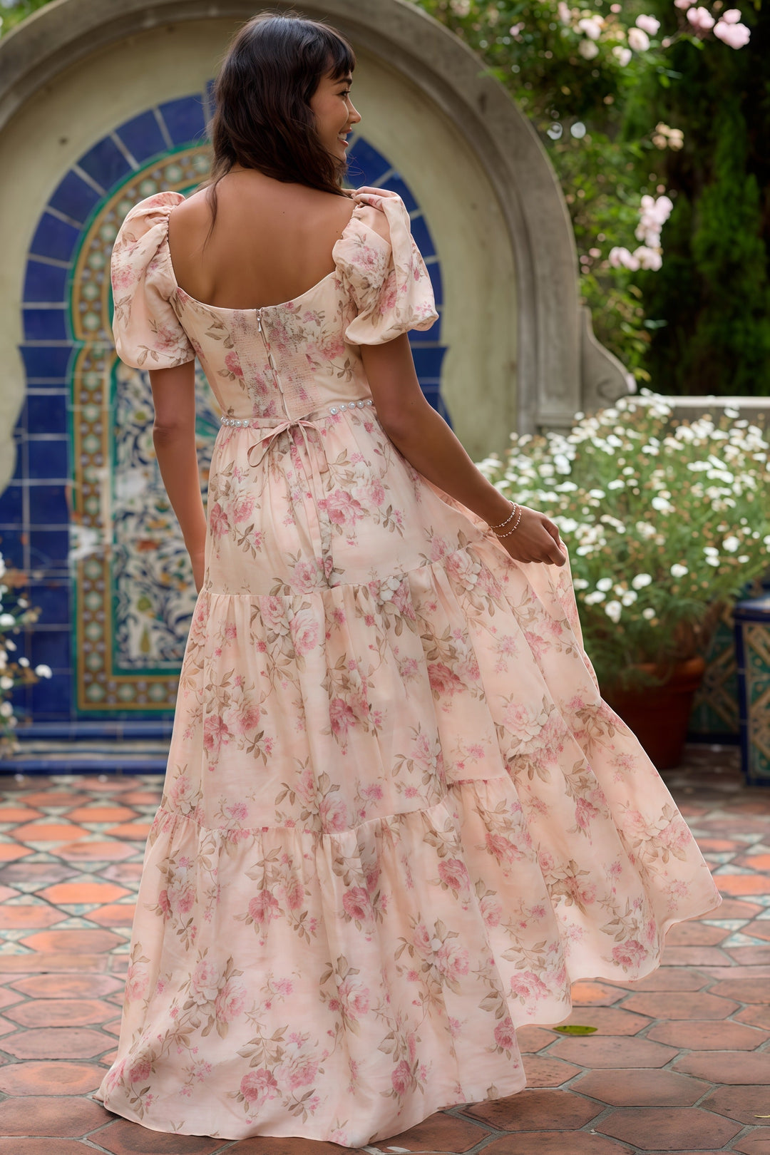 Layla | Abito Elegante Fluttuante